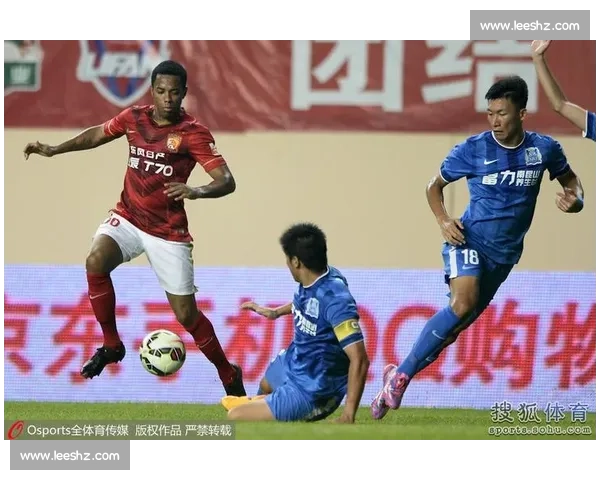 重庆队主场迎战富力队力争三分 展现球队新赛季冲刺潜力